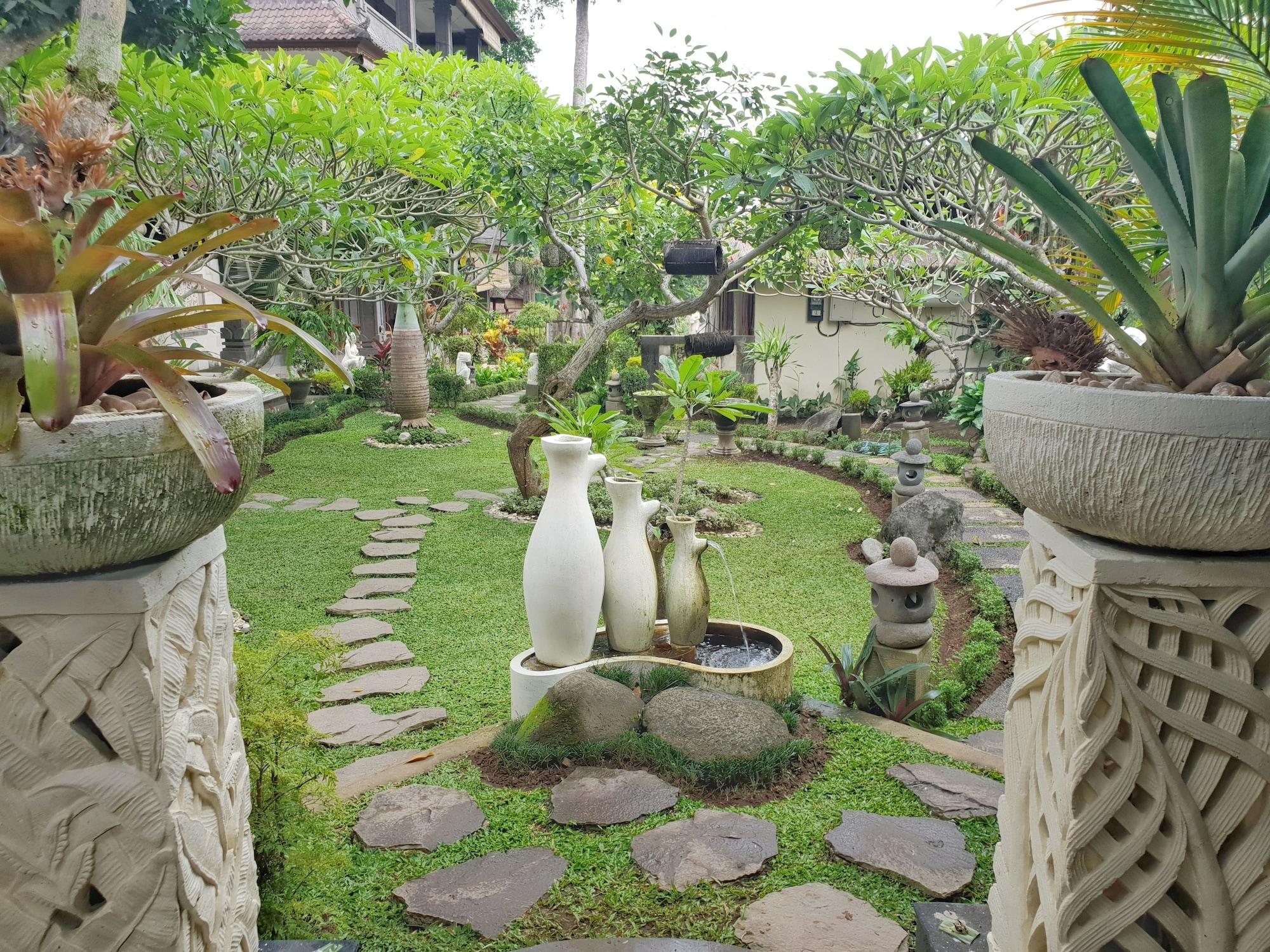 Hotel Liyer House Lodtunduh Exterior foto